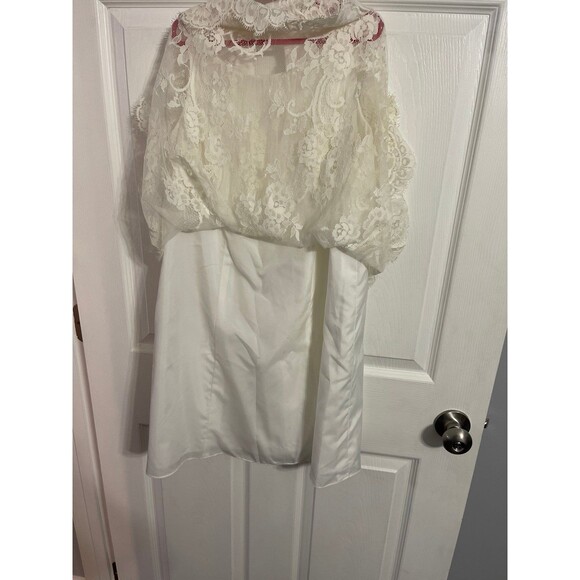 David’s Bridal  Lace Dress Size 12 - Picture 5 of 6